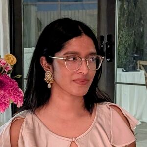 Meet your Posher, Anika